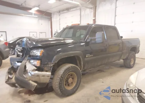 2007 Chevrolet Silverado 2500Hd Classic Ls z USA, uszkodzony, nr VIN 1GCHK23D87F185154